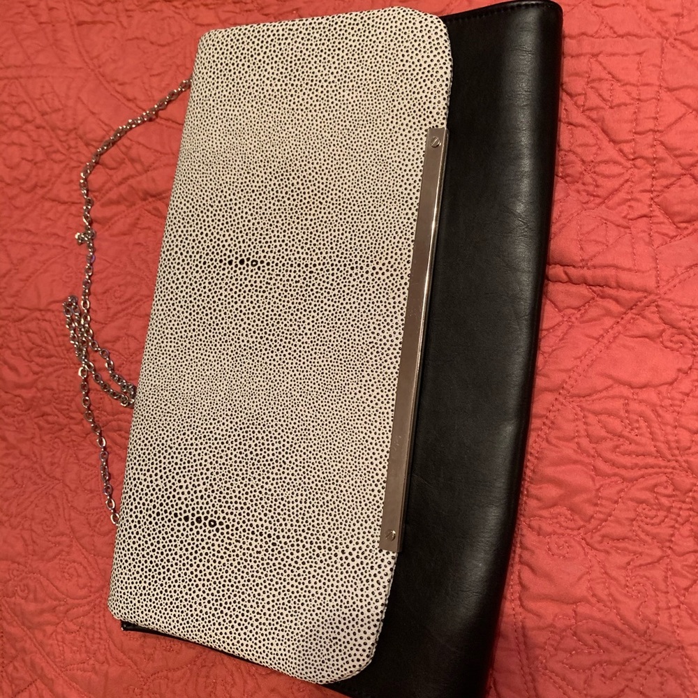 Excellent used condition purse